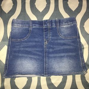 H&M stretch denim jean skirt size 6 - 7 youth